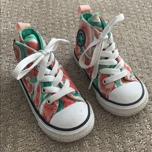 Watermelon converse size 5